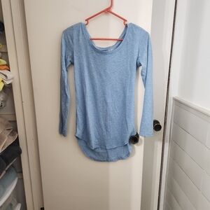 Kohl's Blue Long Sleeve Tee And Dark Gray Long Sleeve Bundle